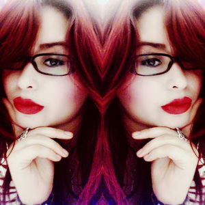 Meet your Posher, Cynthia